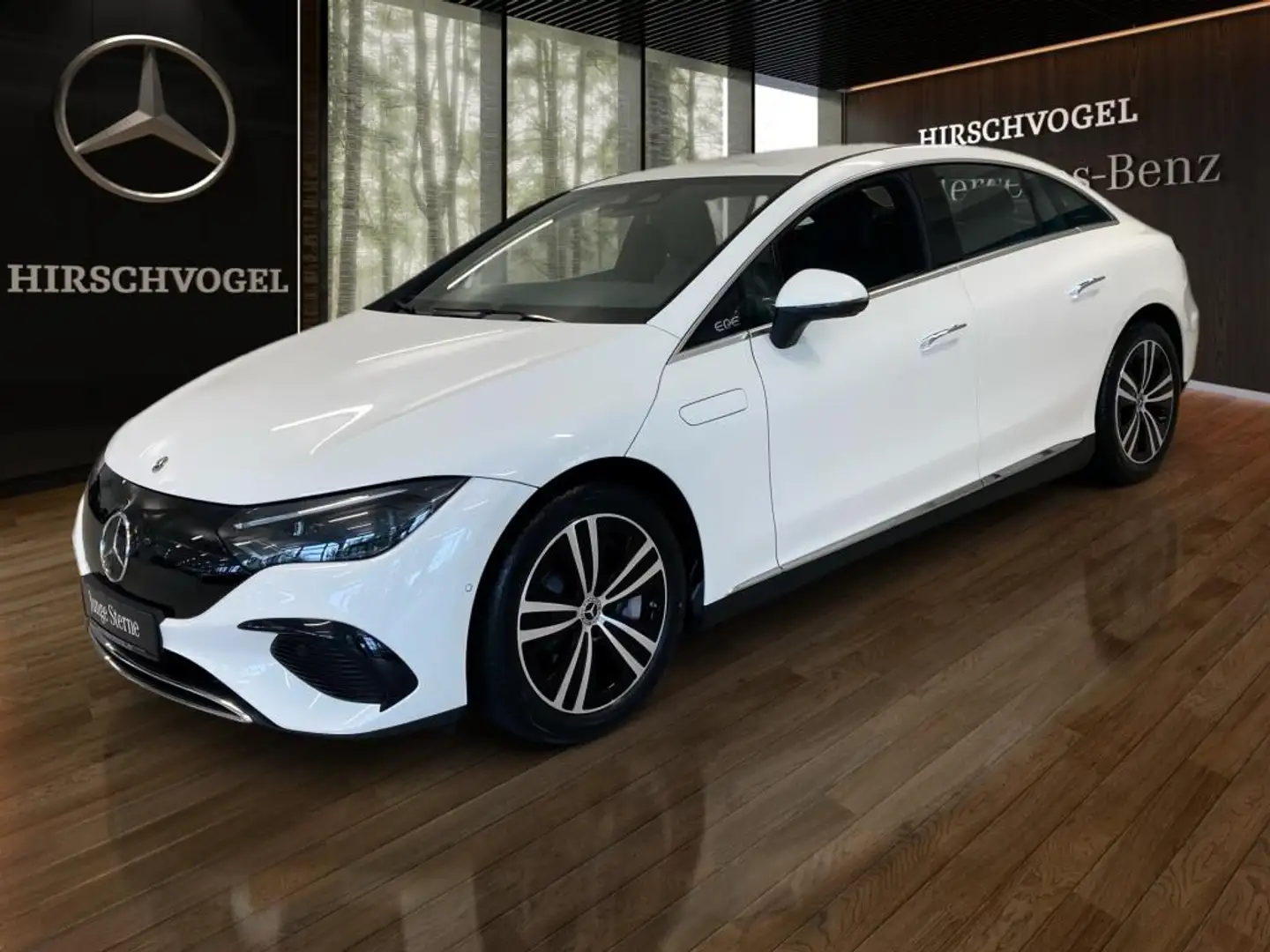 Mercedes-Benz EQE 350 Electric Art+Premium-Paket+AHK+DISTRONIC Weiß - 2
