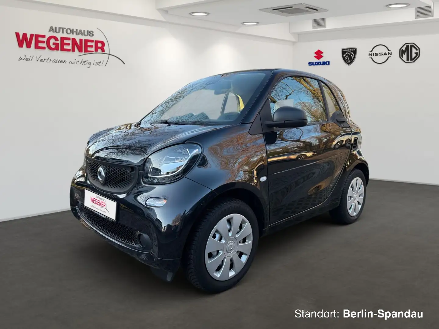 smart forTwo FORTWO KLIMA KAMERA TEMPOMAT ALLWETTER Schwarz - 1