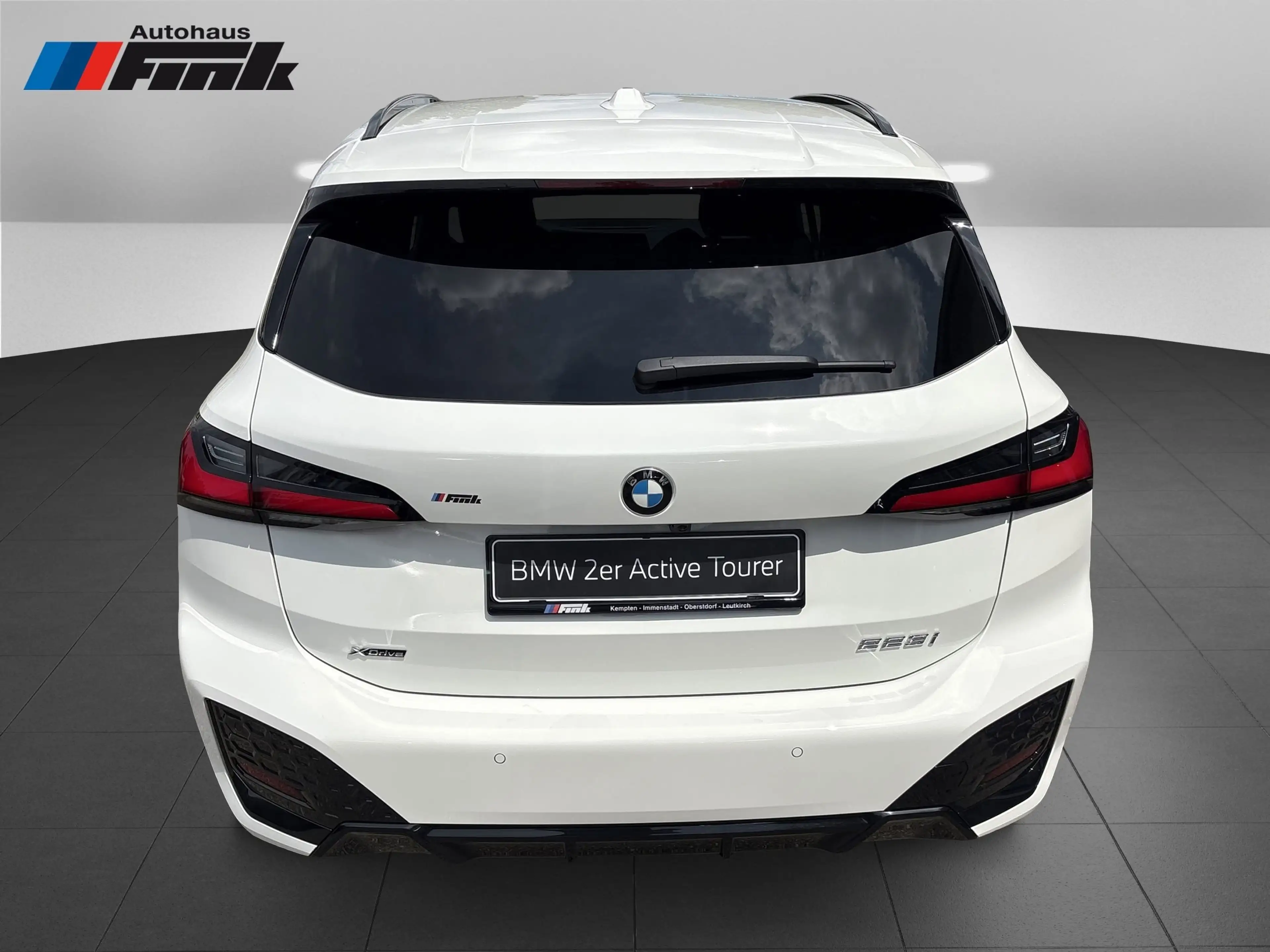 BMW 223 i xDrive Active Tourer — photo 5
