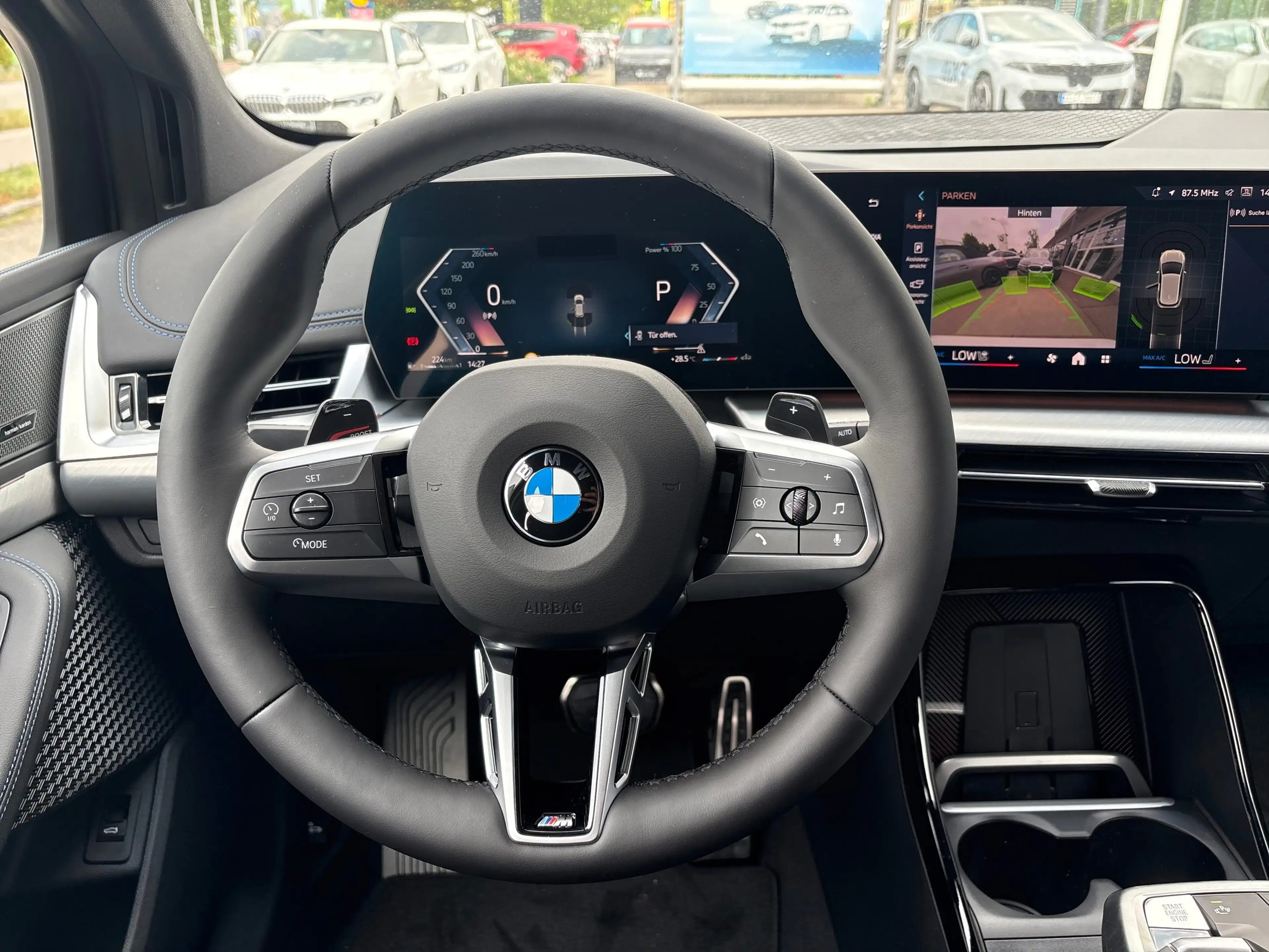 BMW 223 i xDrive Active Tourer — photo 12
