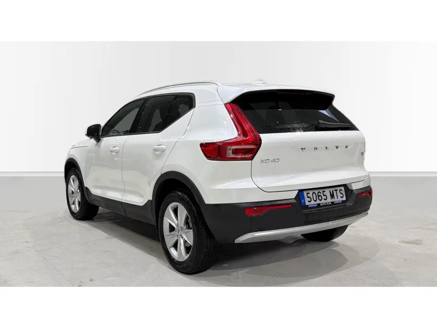 Volvo XC40 T2 Core Aut. Blanc - 2