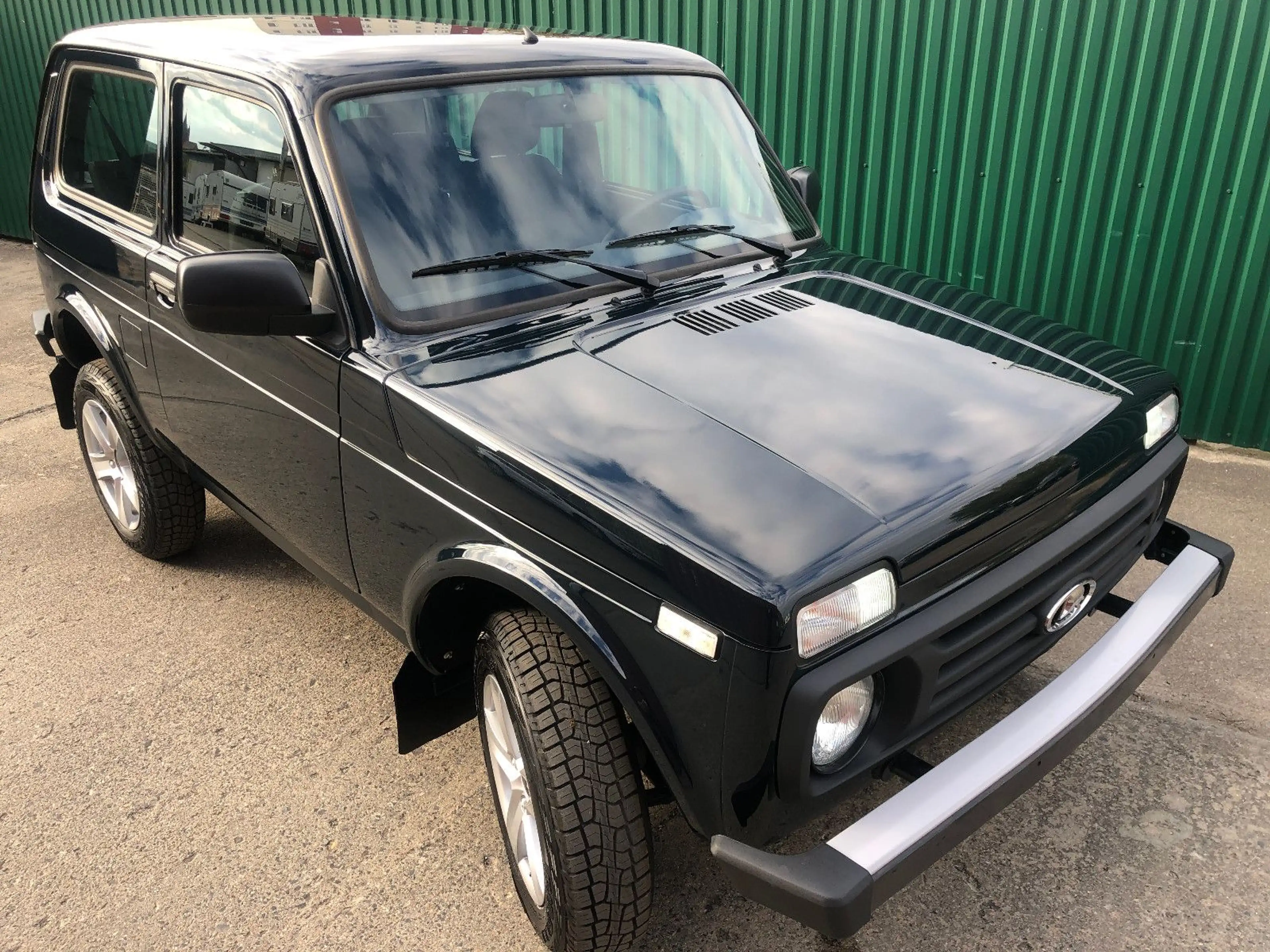 Lada Niva "PREMIUM PLUS" KLIMA! Sitzheiz.! el. Spieg! — photo 3