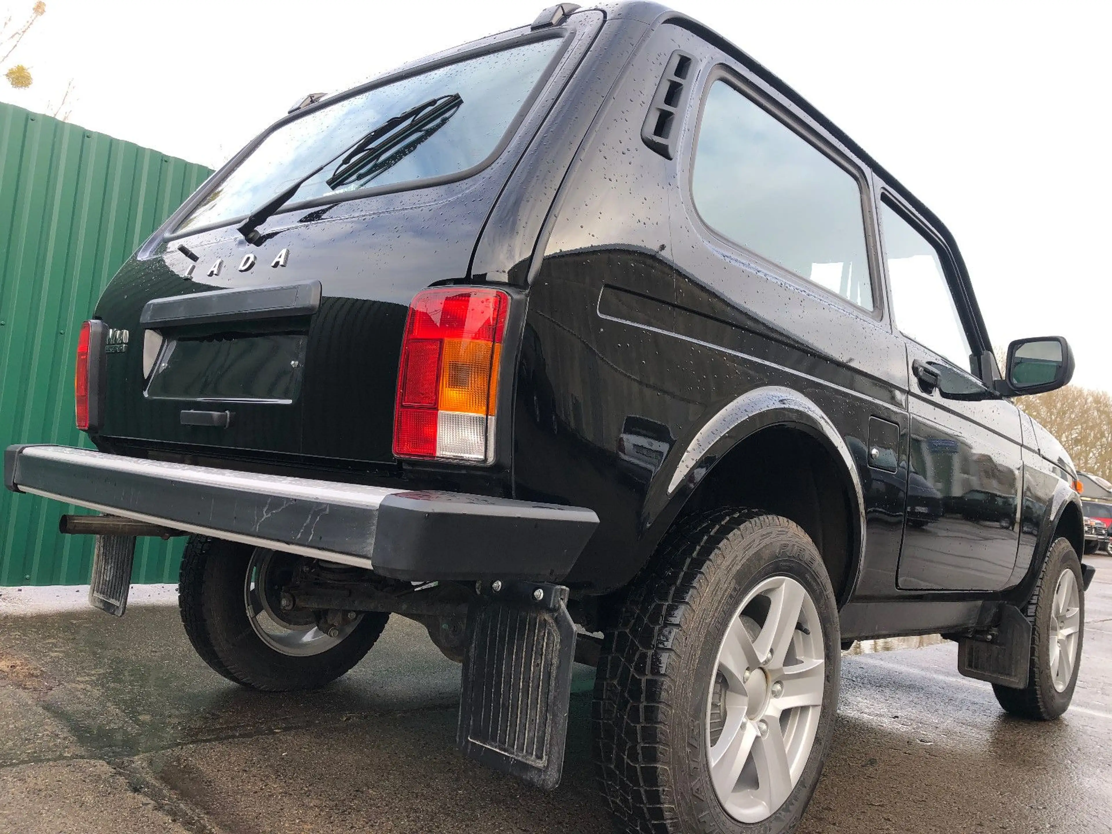 Lada Niva "PREMIUM PLUS" KLIMA! Sitzheiz.! el. Spieg! — photo 9