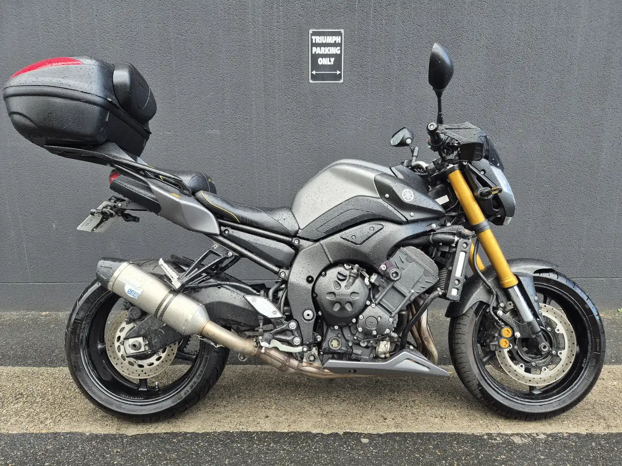 Yamaha FZ 8