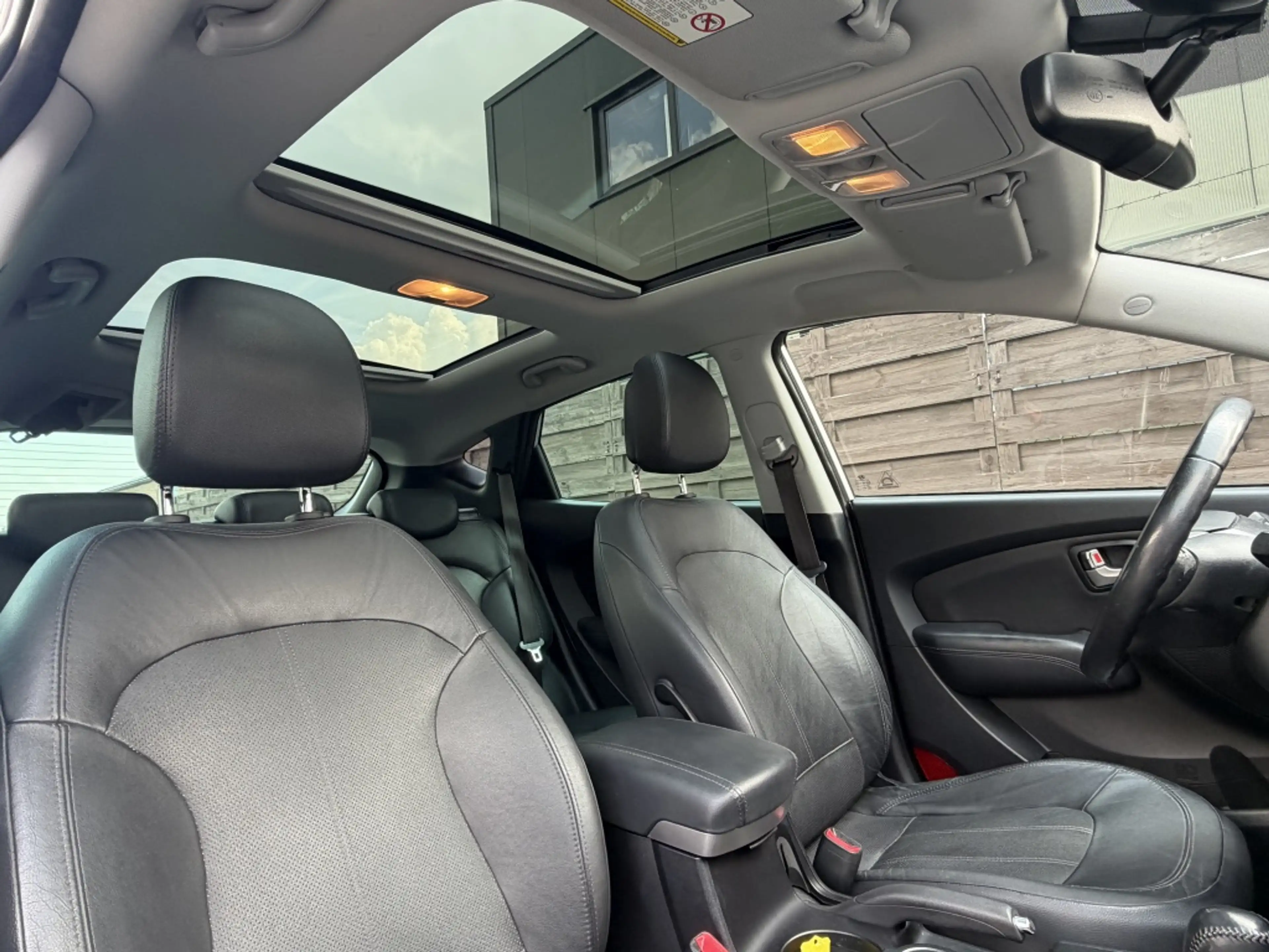 Hyundai iX35 2.0i i-Catcher AUT / Pano / Navi / Trekhaak / NAP — photo 9