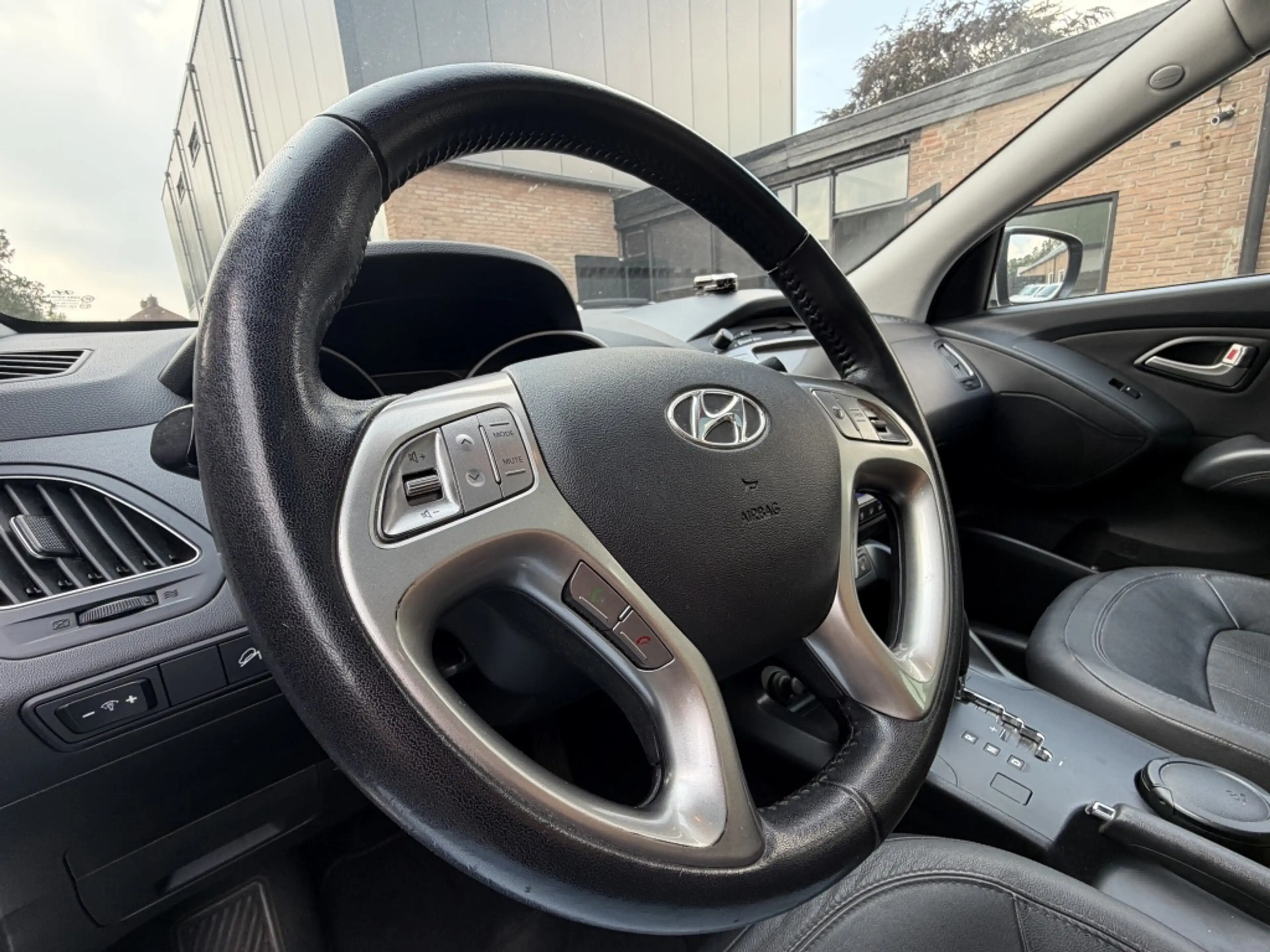 Hyundai iX35 2.0i i-Catcher AUT / Pano / Navi / Trekhaak / NAP — photo 5