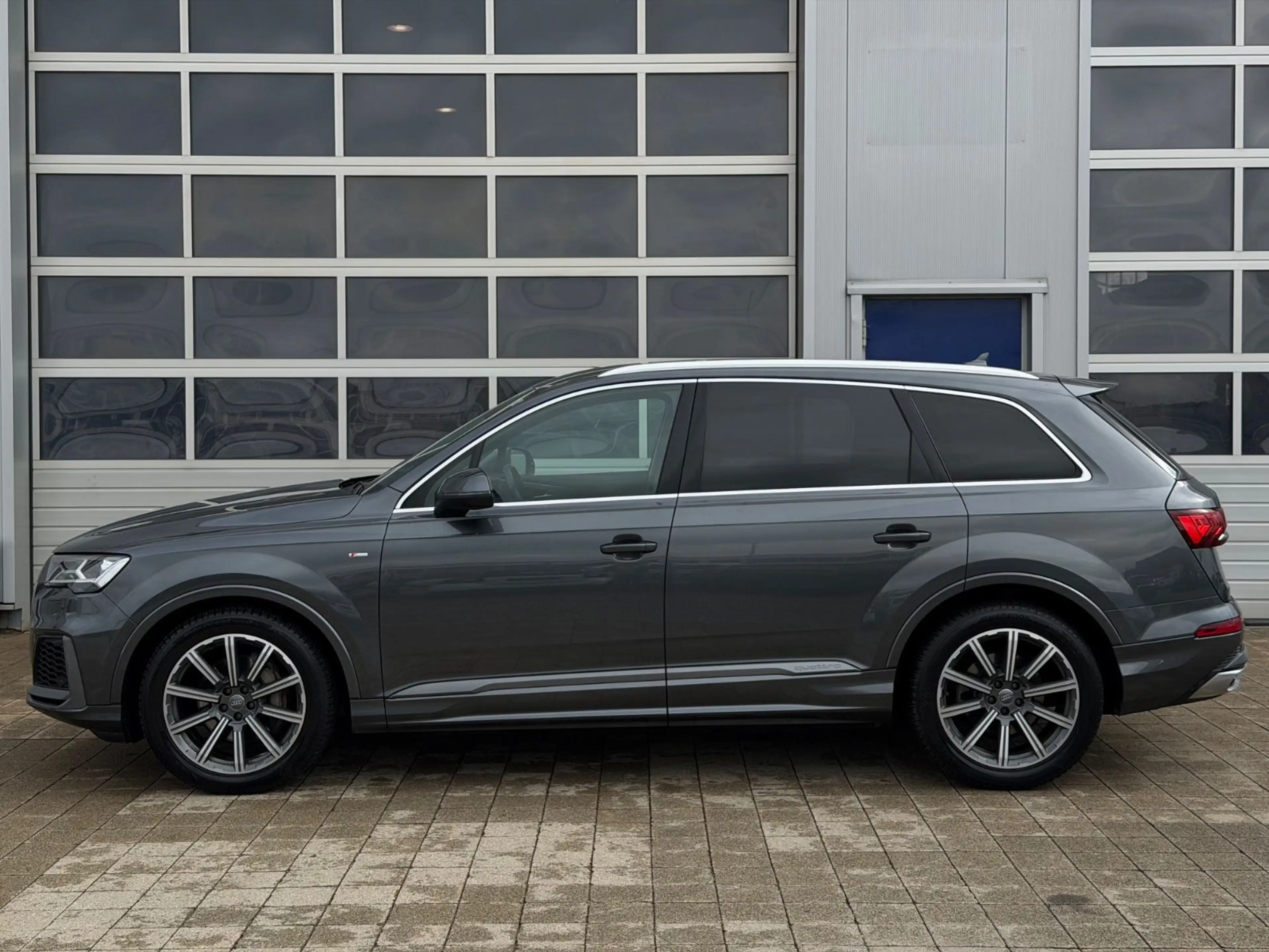 Audi Q7 45 TDI Quattro S line Facelift Virtual — photo 6