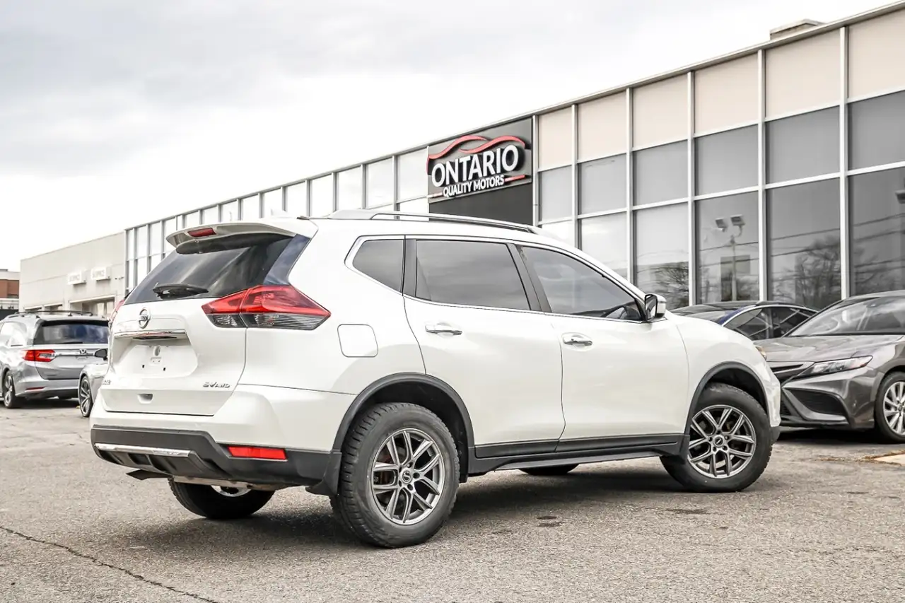 Nissan Rogue снимка Nissan Rogue