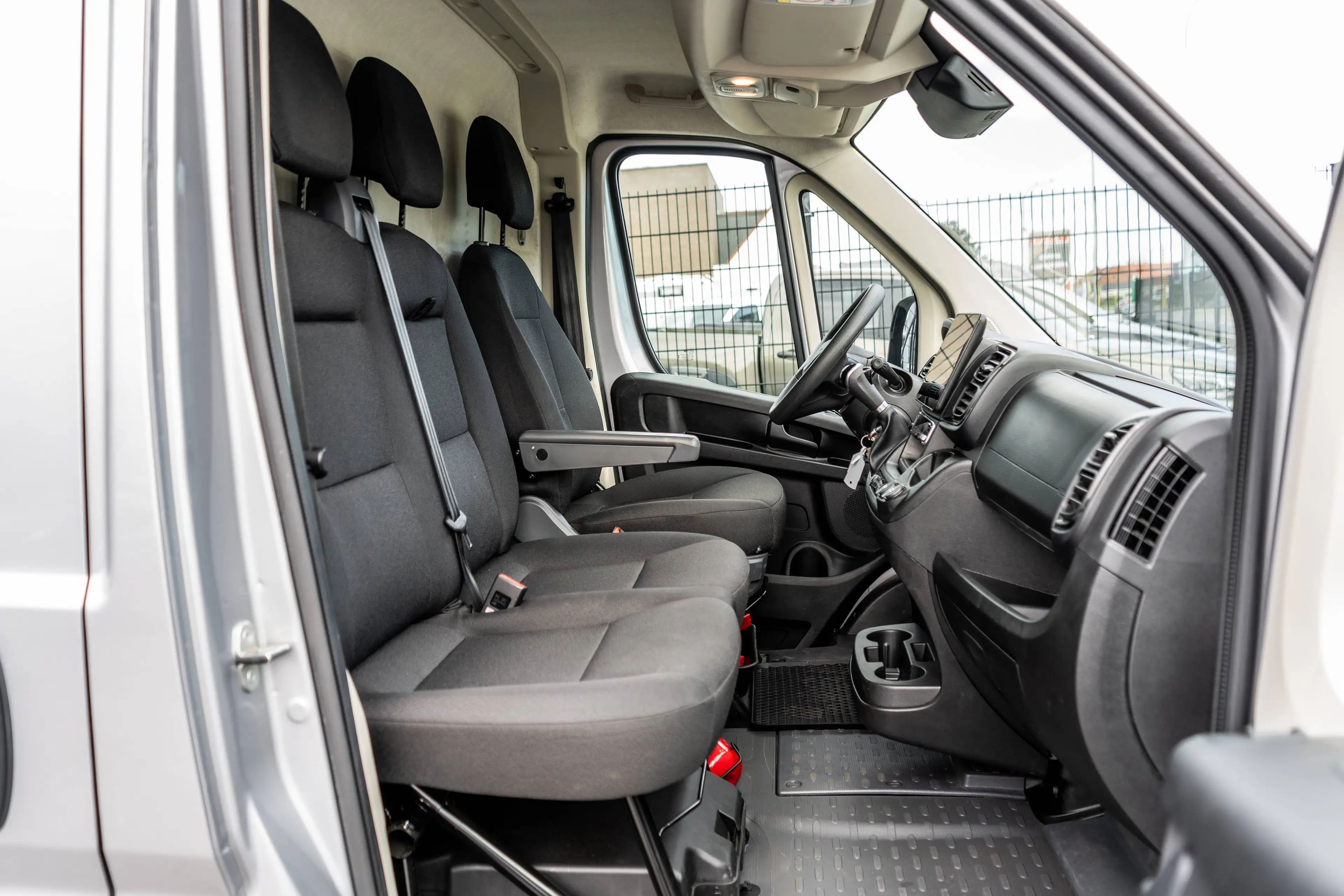 Peugeot Boxer 2.2 BlueHDi L3H2 - Automaat - Navigatie - 27.000 ex — photo 10