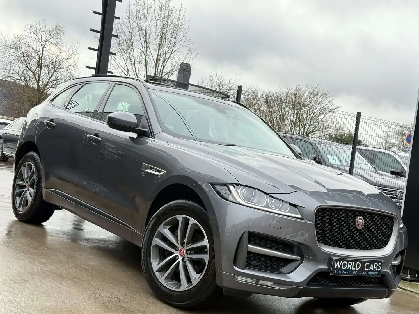 Jaguar F-Pace 2.0 D AWD R-Sport TOIT PANO COCKPIT LINE ASS. FULL Gris - 2