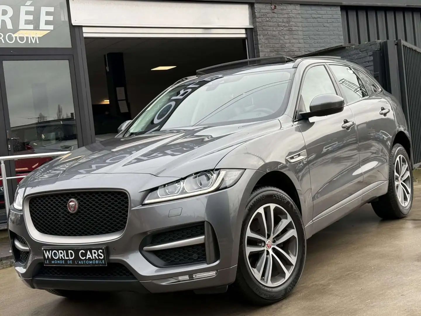 Jaguar F-Pace 2.0 D AWD R-Sport TOIT PANO COCKPIT LINE ASS. FULL Gris - 1