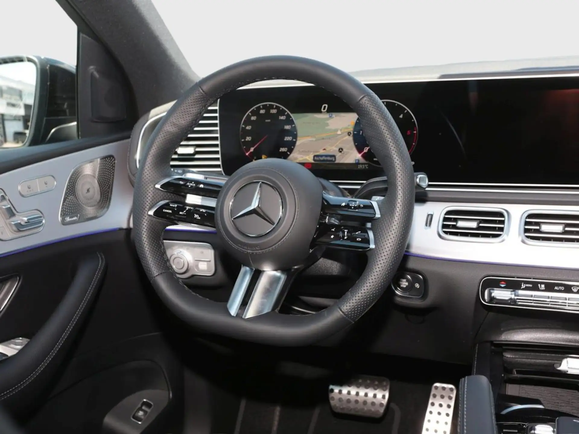 벤츠 Mercedes-Benz GLE GLE 300 2026 건메탈 사진 8