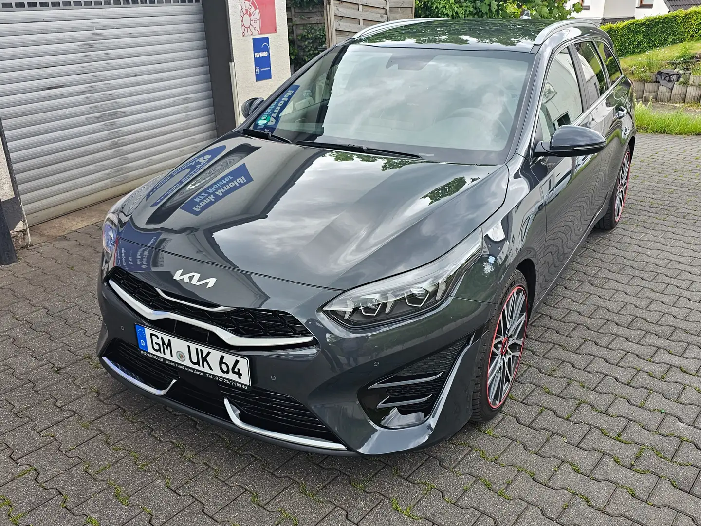 Kia Ceed SW / cee'd SW 1.5 T-GDI DCT7 OPF GT Line Szürke - 2