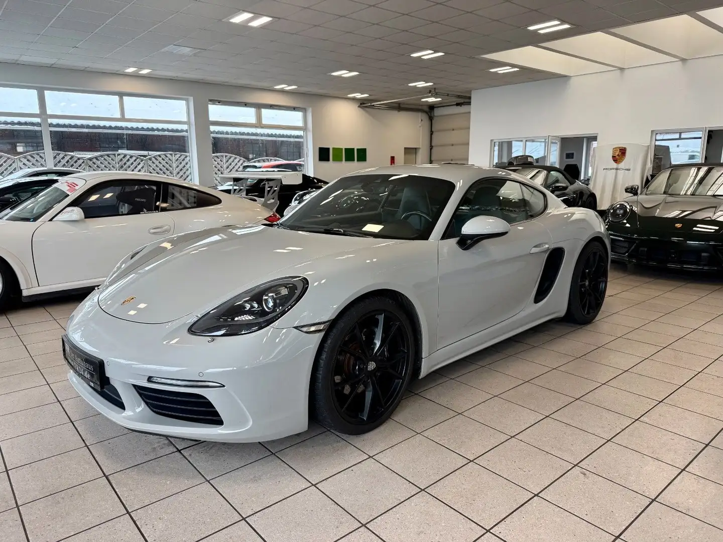 Porsche Cayman 718 Cayman PDK Sportabgasanlage/BOSE/20Zoll Grau - 2