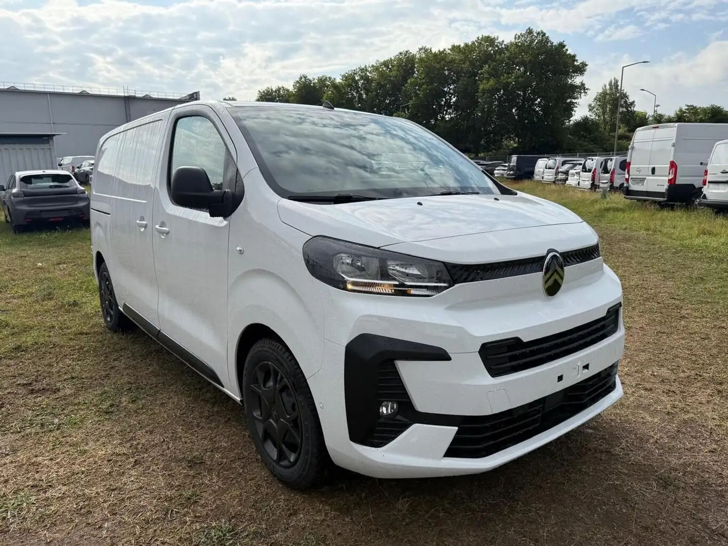 Citroen Jumpy M 145 EAT8 Nav Kam ModuWork LookP Dynamic 106 k... Weiß - 1