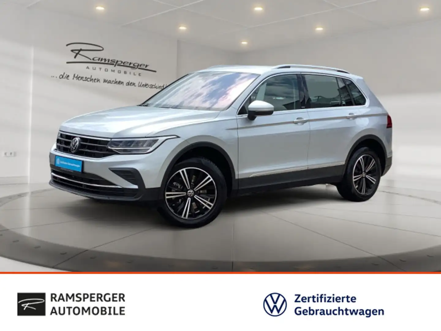 Volkswagen Tiguan 2.0 TSI DSG Move 4M. AHK ACC LED Navi PDC Silber - 1