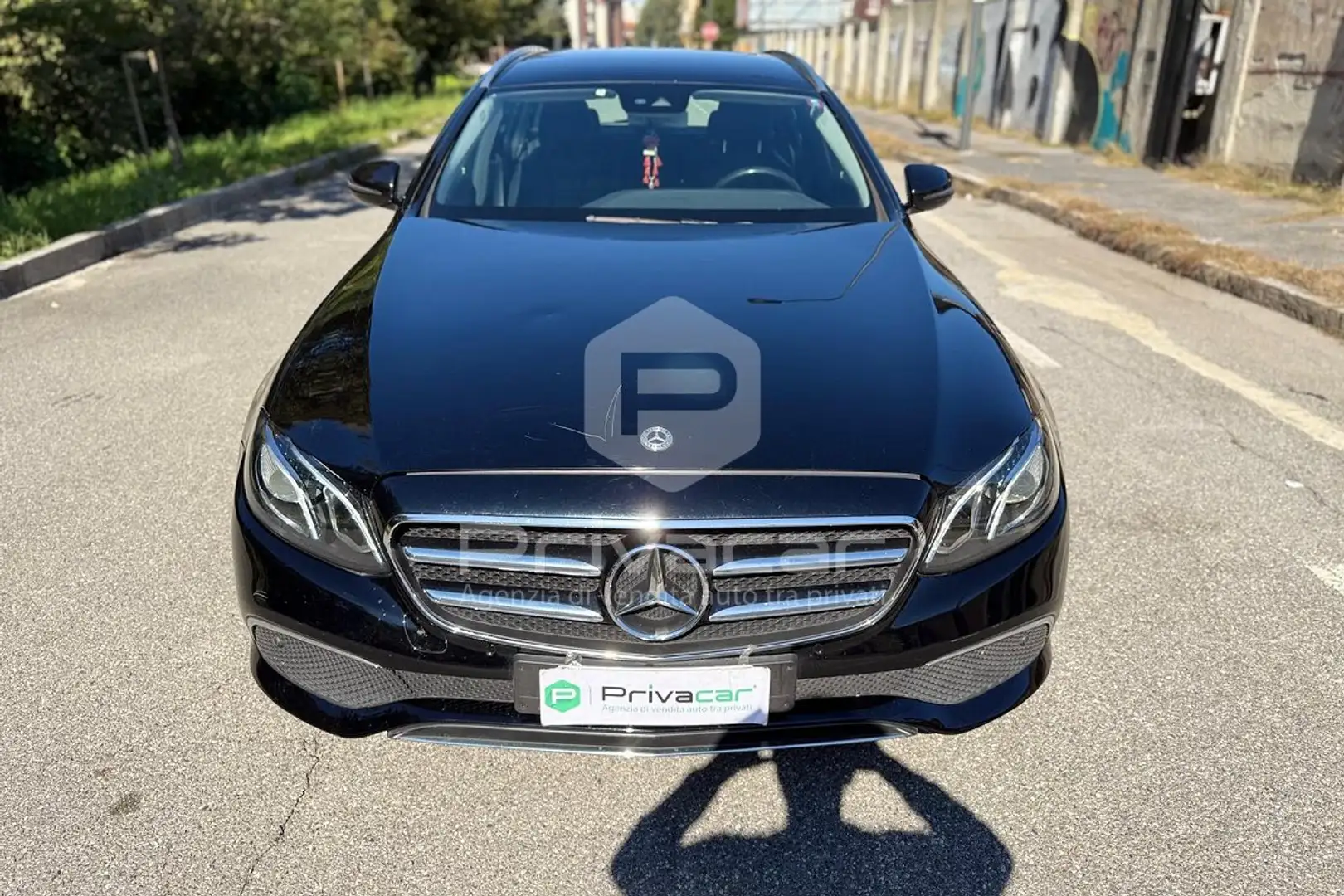 Mercedes-Benz E 200 E 200 d S.W. Auto Business Sport Nero - 2