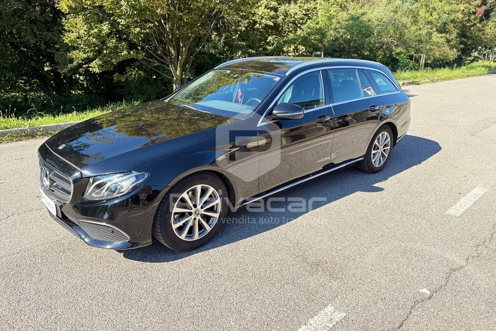 Mercedes-Benz E 200 E 200 d S.W. Auto Business Sport Nero - 1