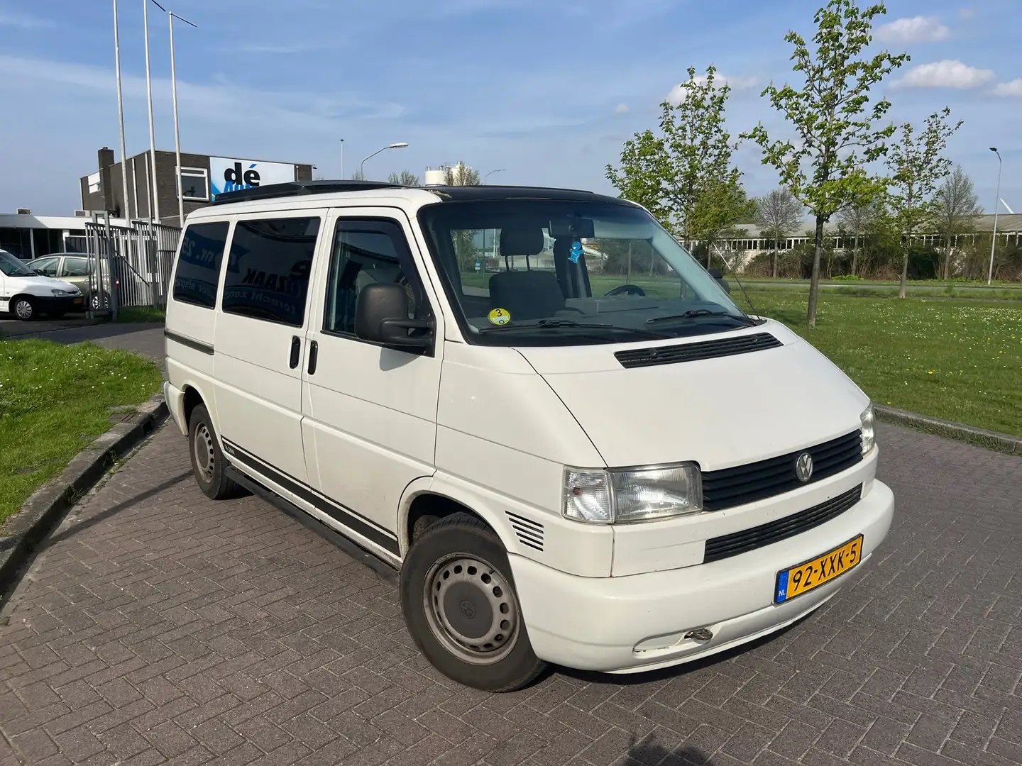 Volkswagen MULTIVAN Camper Met Nieuwe Apk! Wit - 2