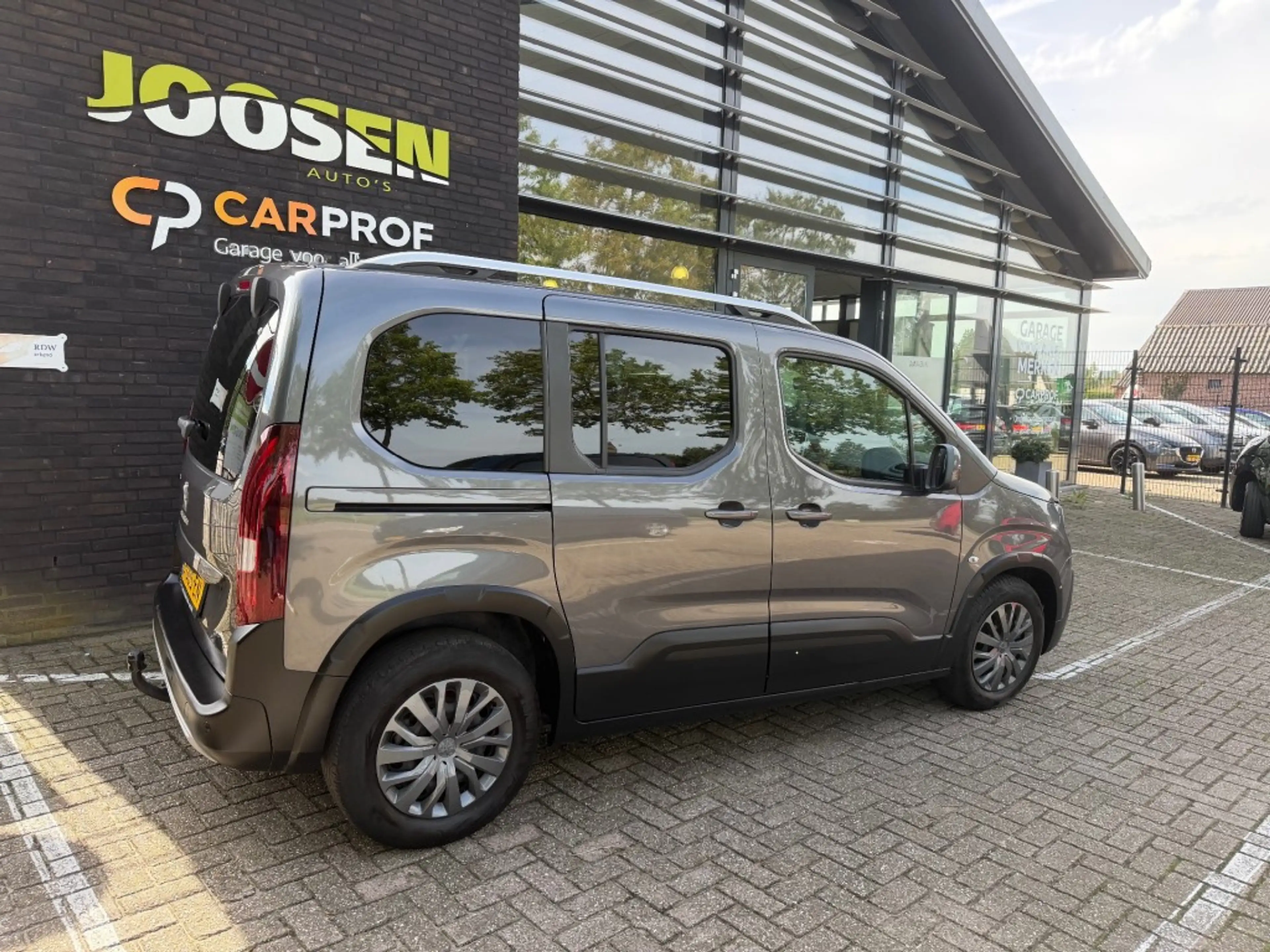 Peugeot Rifter 1.2 PURETECH ALLURE — photo 3