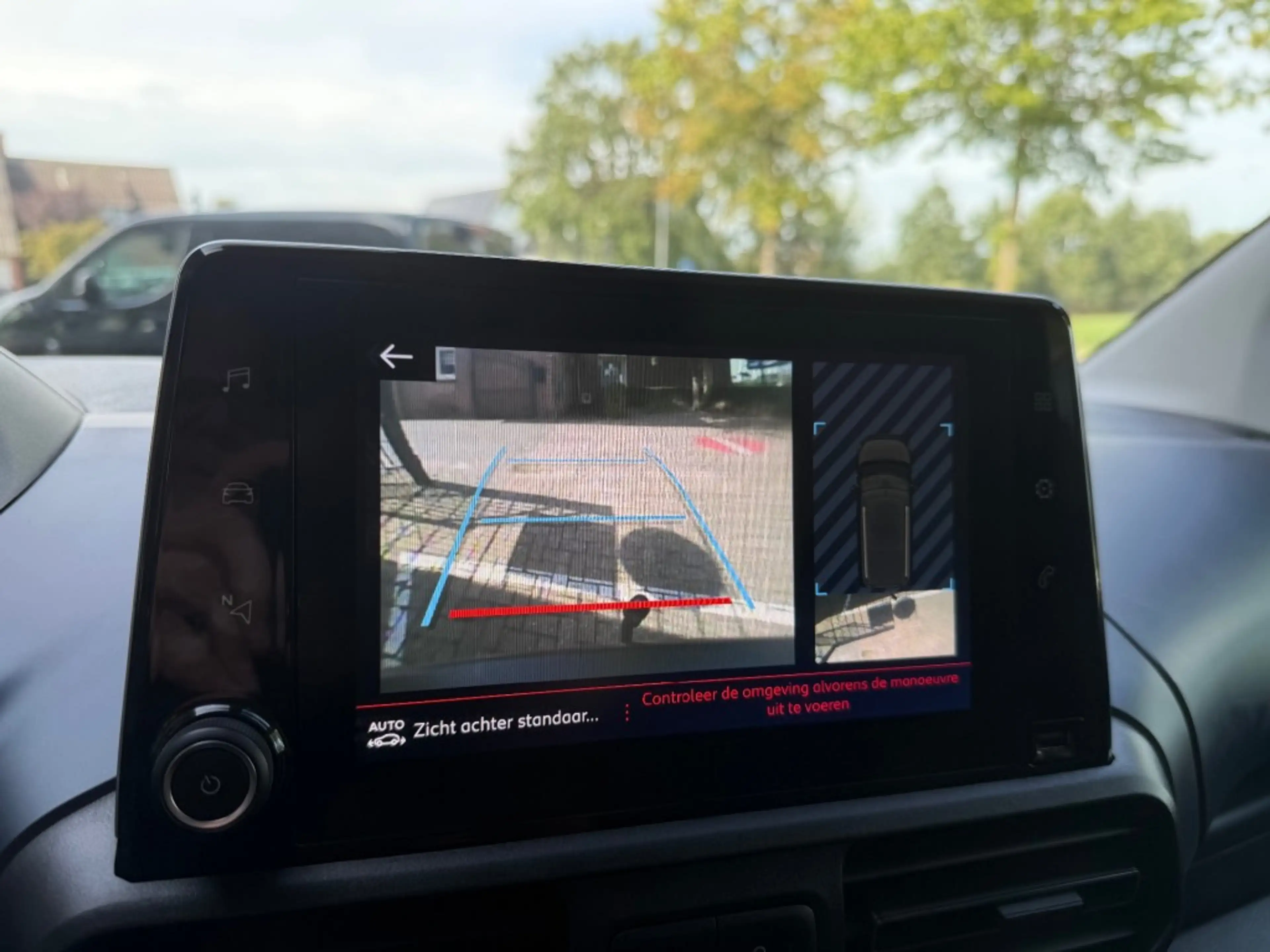 Peugeot Rifter 1.2 PURETECH ALLURE — photo 25