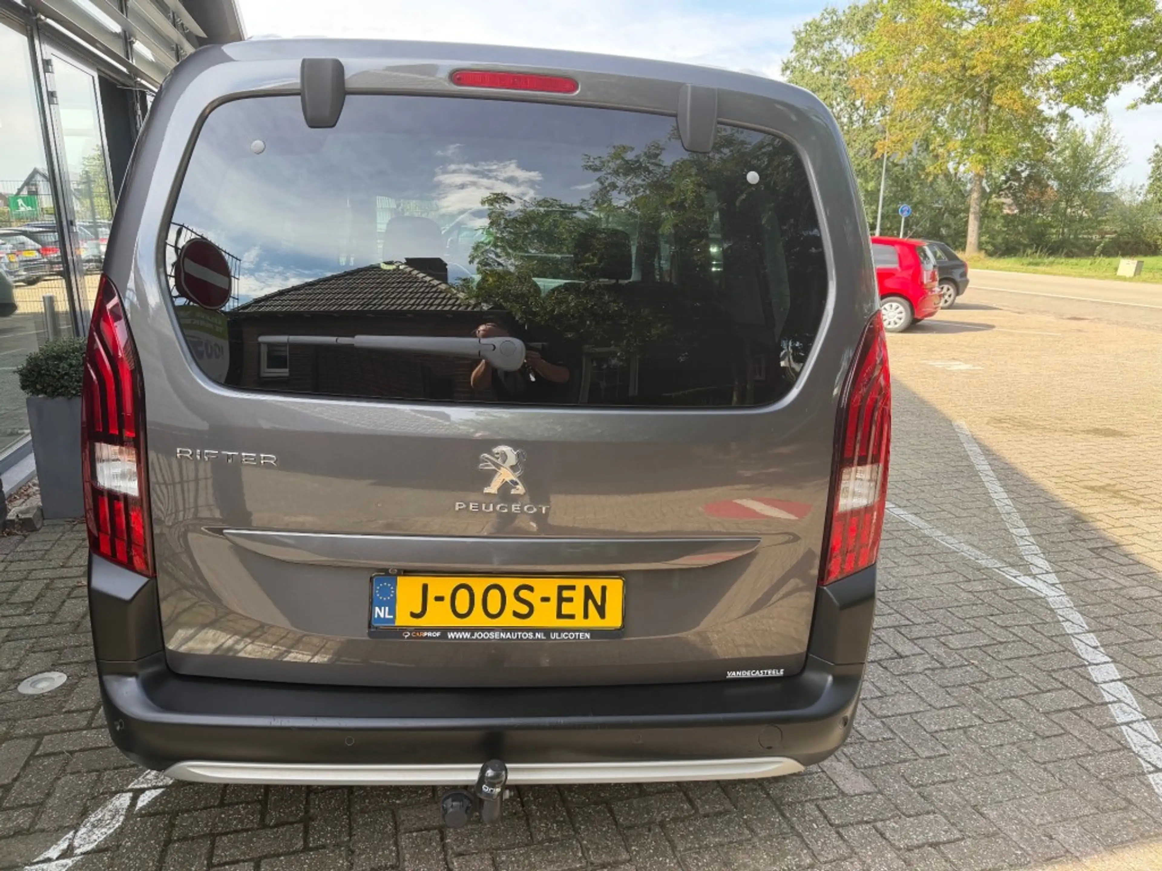 Peugeot Rifter 1.2 PURETECH ALLURE — photo 10