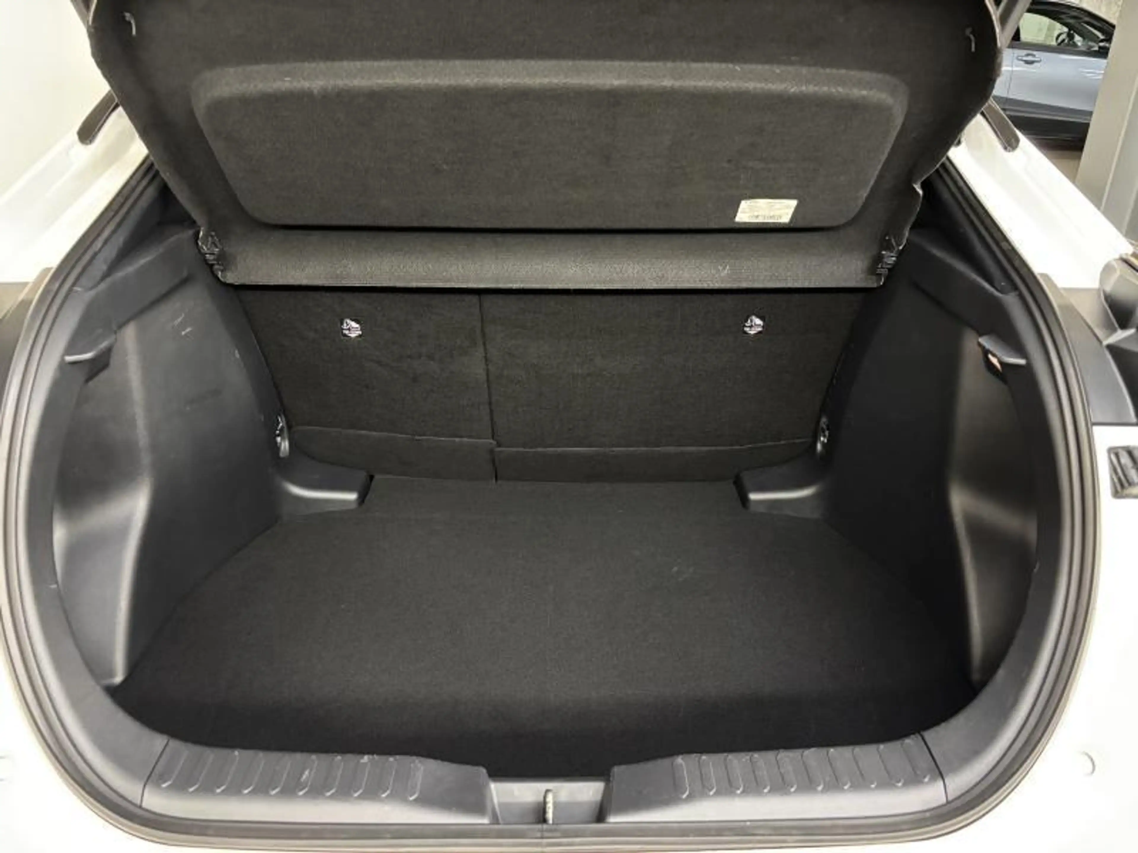 Toyota C-HR Dynamic plus + Techno Pack — photo 15