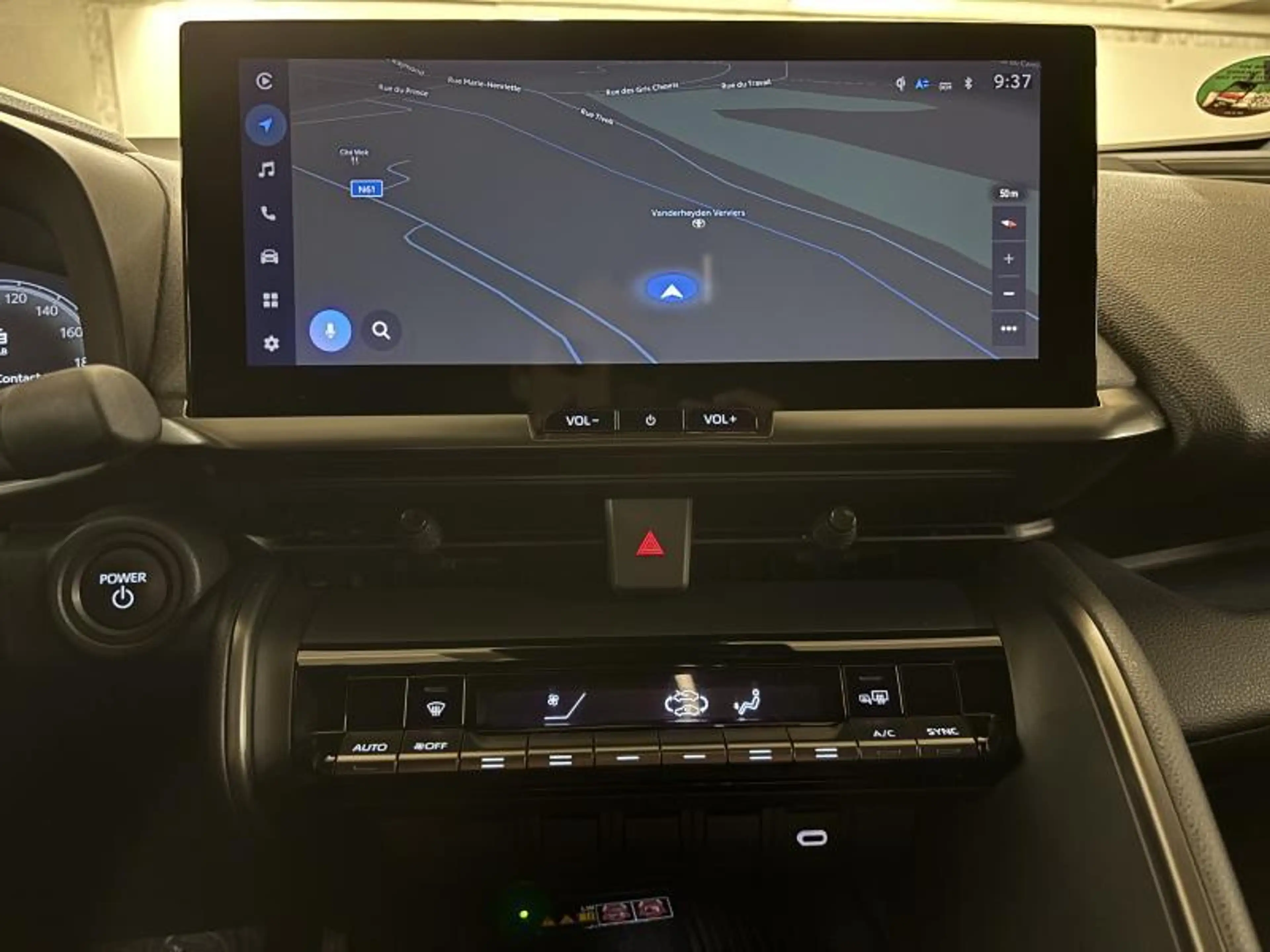 Toyota C-HR Dynamic plus + Techno Pack — photo 10