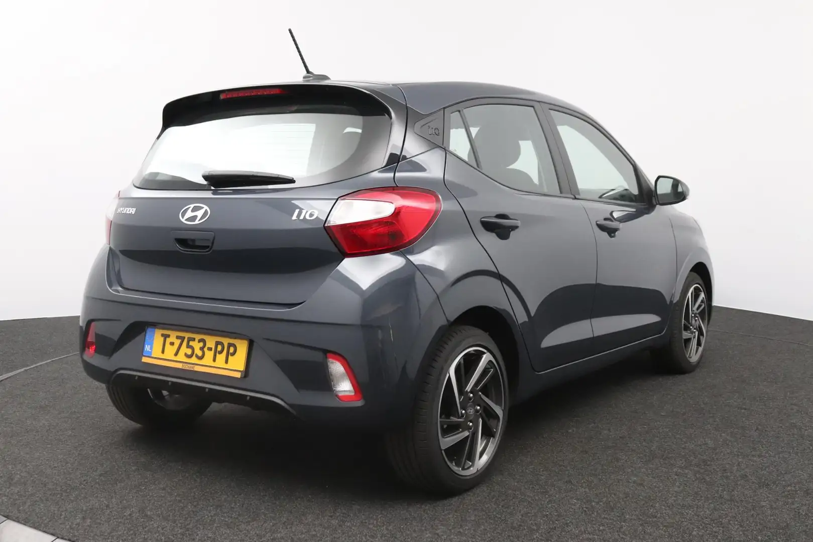 Hyundai i10 1.0 Comfort | Lichtmetalen velgen 16" | Carplay/An Gris - 2