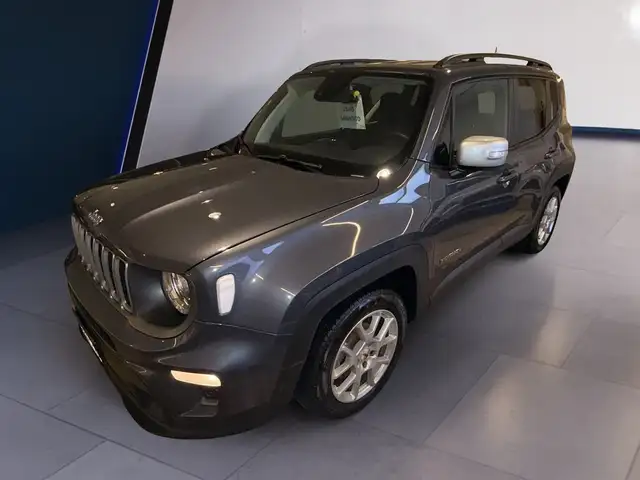 Jeep Renegade main image