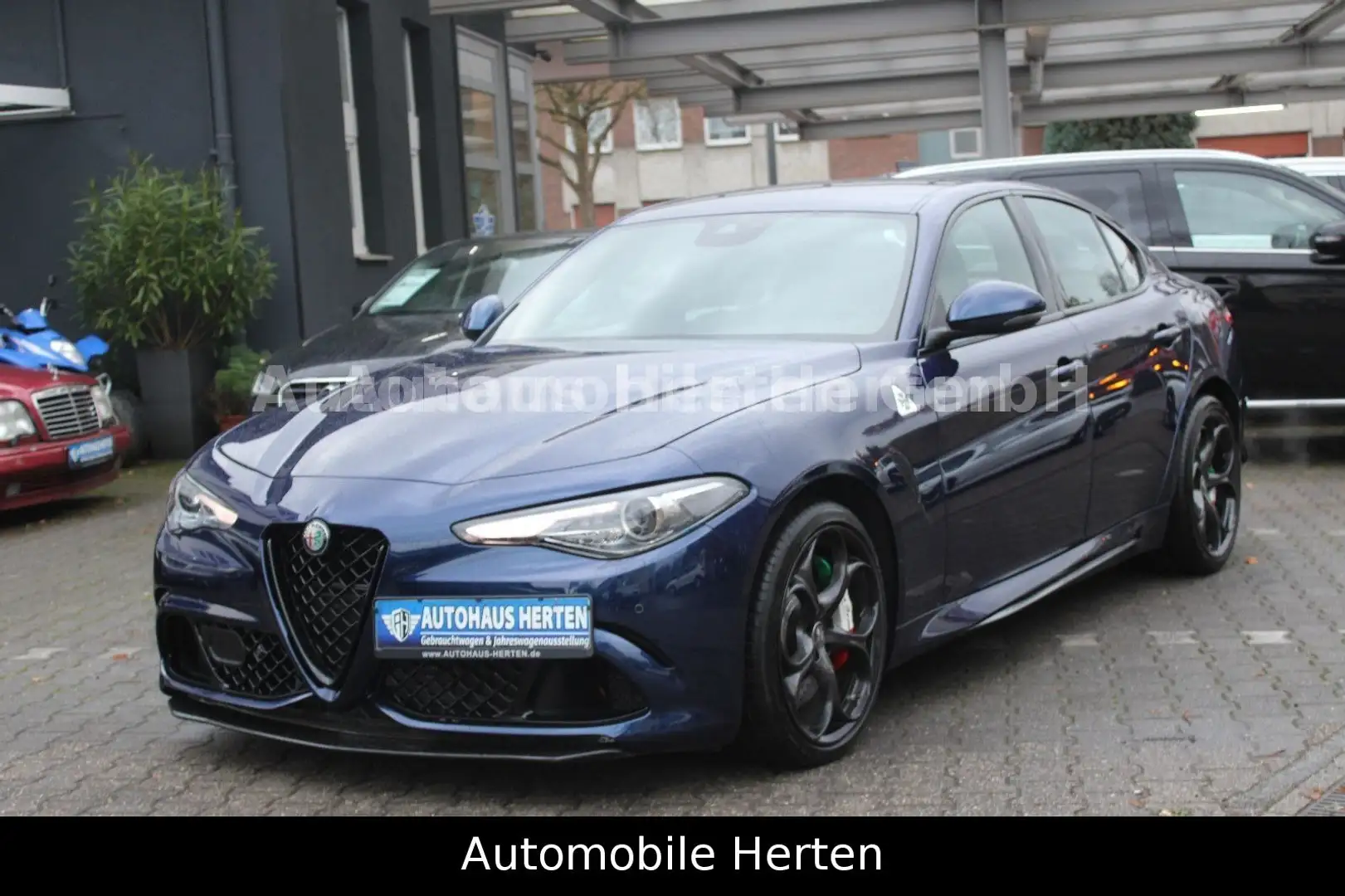 Alfa Romeo Giulia Quadrifoglio 2.9T*ACC*CARBON*10TKM*VOLL* Blau - 1