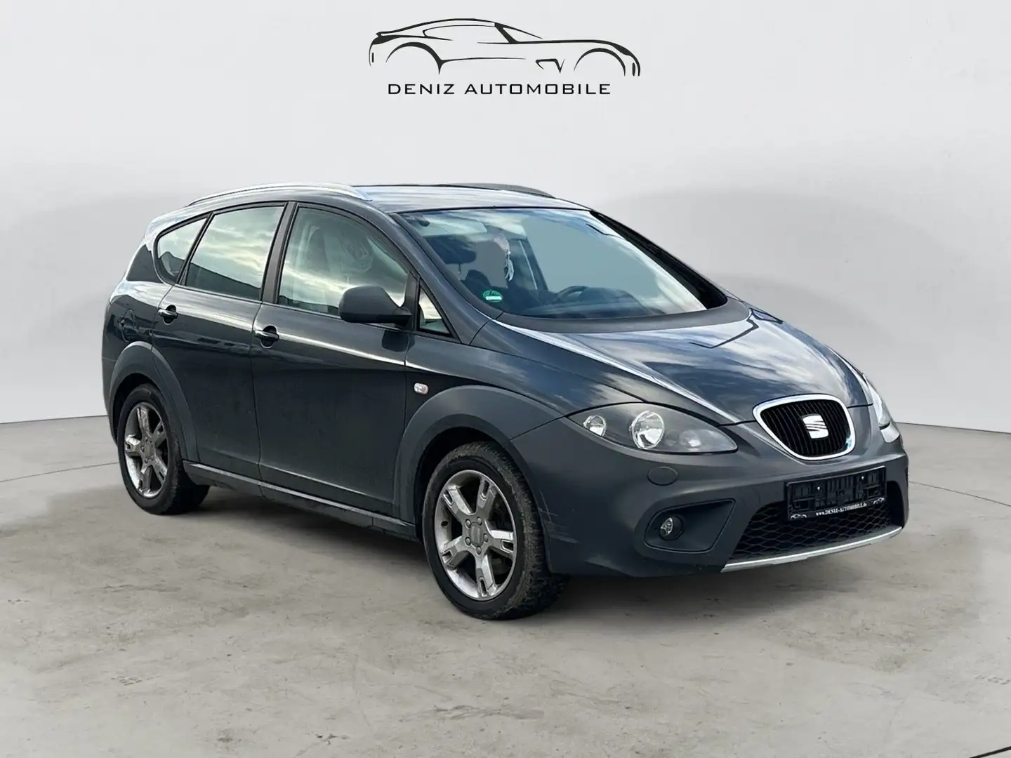 SEAT Altea XL Freetrack 4X4 Grau - 1