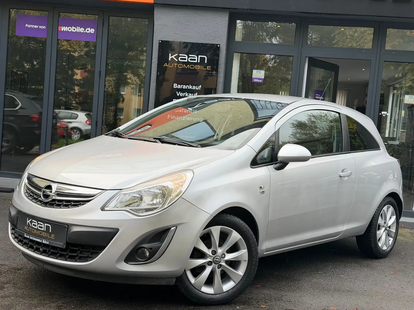 Opel Corsa 150 Jahre Opel/AUTOMATIK/TEILLEDER/SHZ/KLIMA/TEMPO Gris - 2