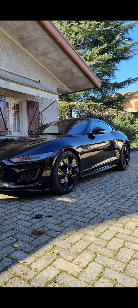 Jaguar F-Type Coupe 2.0 i4 R-Dynamic Black rwd 300cv auto - 2