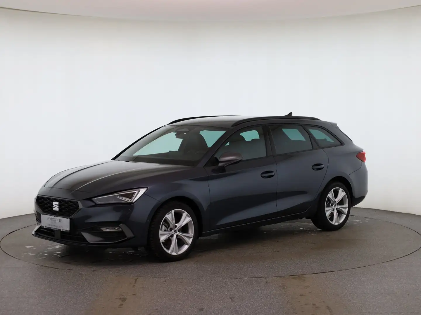 SEAT Leon FR Edition 1.5 TSI 115 PS Grau - 1