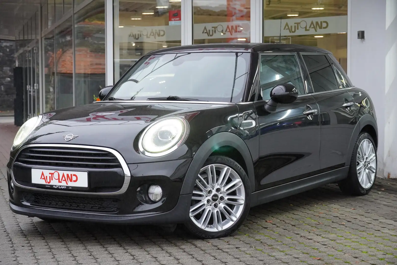 MINI Cooper Mini 1.5 Cooper LED Navi Sitzheizung Sportsitze Noir - 2