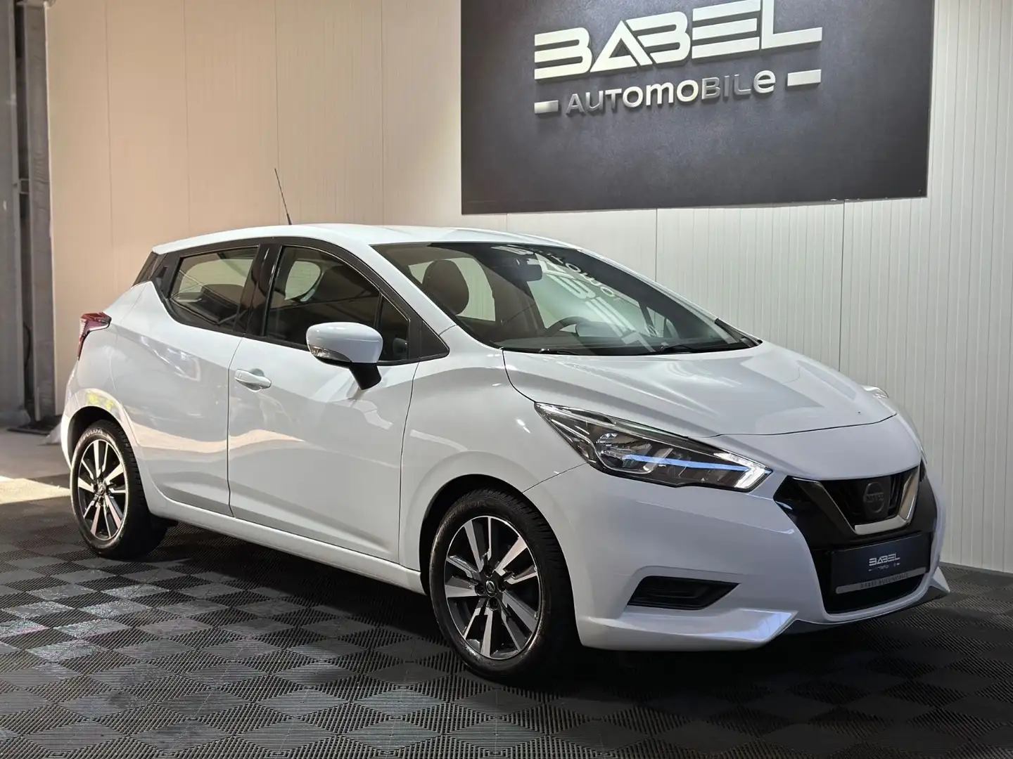 Nissan Micra Acenta White - 2