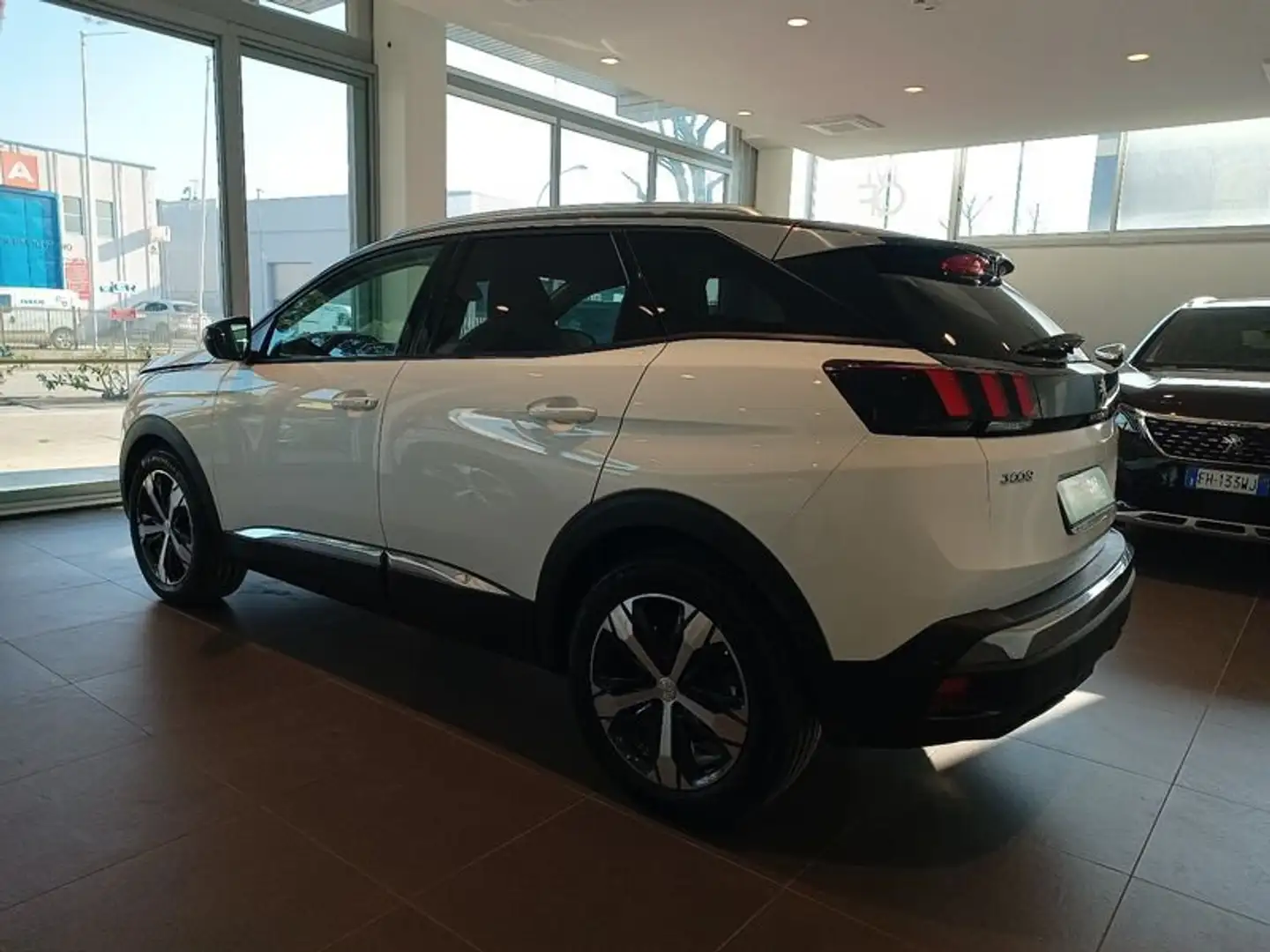 Peugeot 3008 1.5 bluehdi Allure s&s 130cv eat8 Bianco - 2