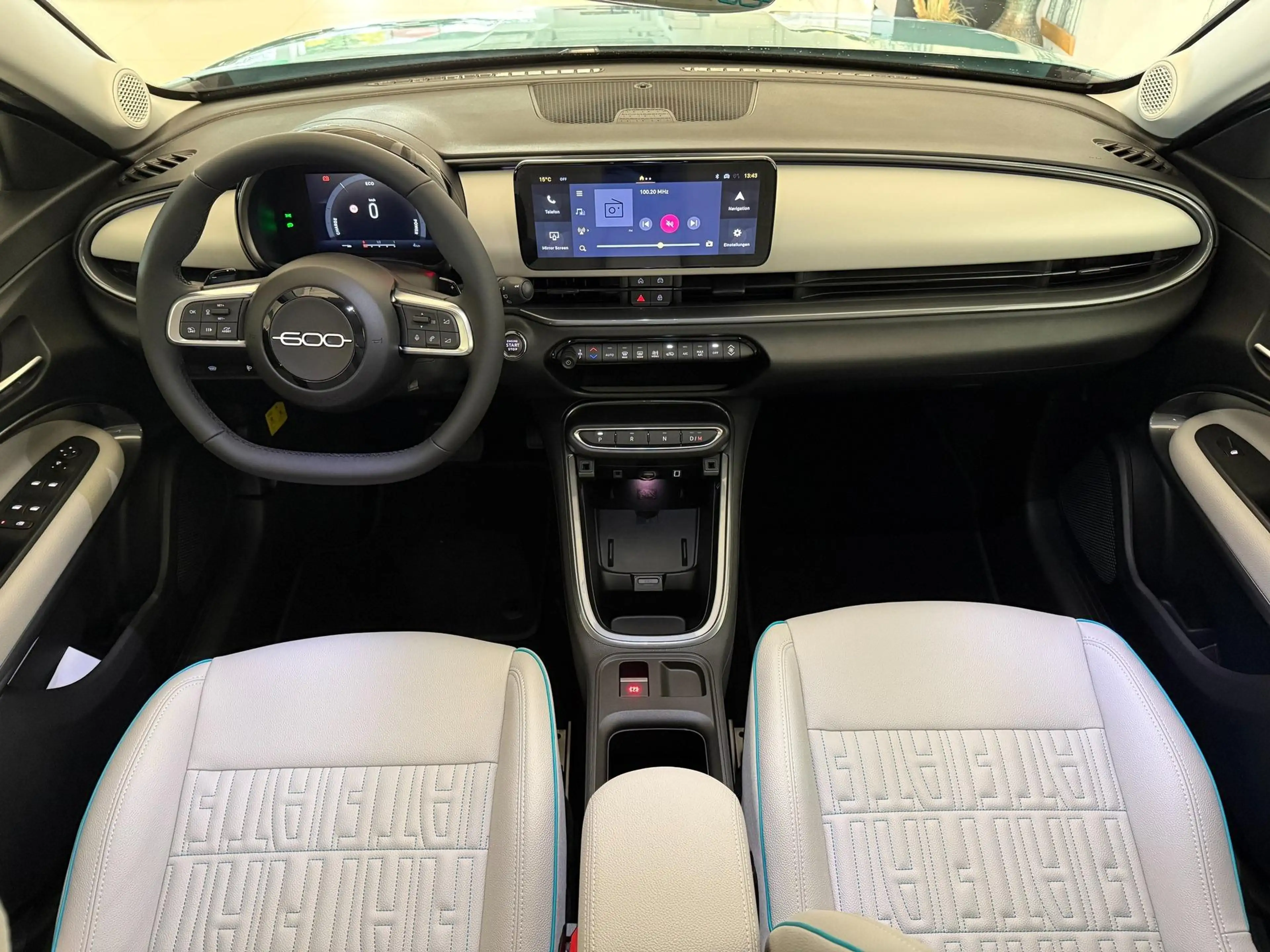 Fiat 600 La Prima Hybrid 1.2 T3 81 kW (110 PS) DCT Klima... — photo 10
