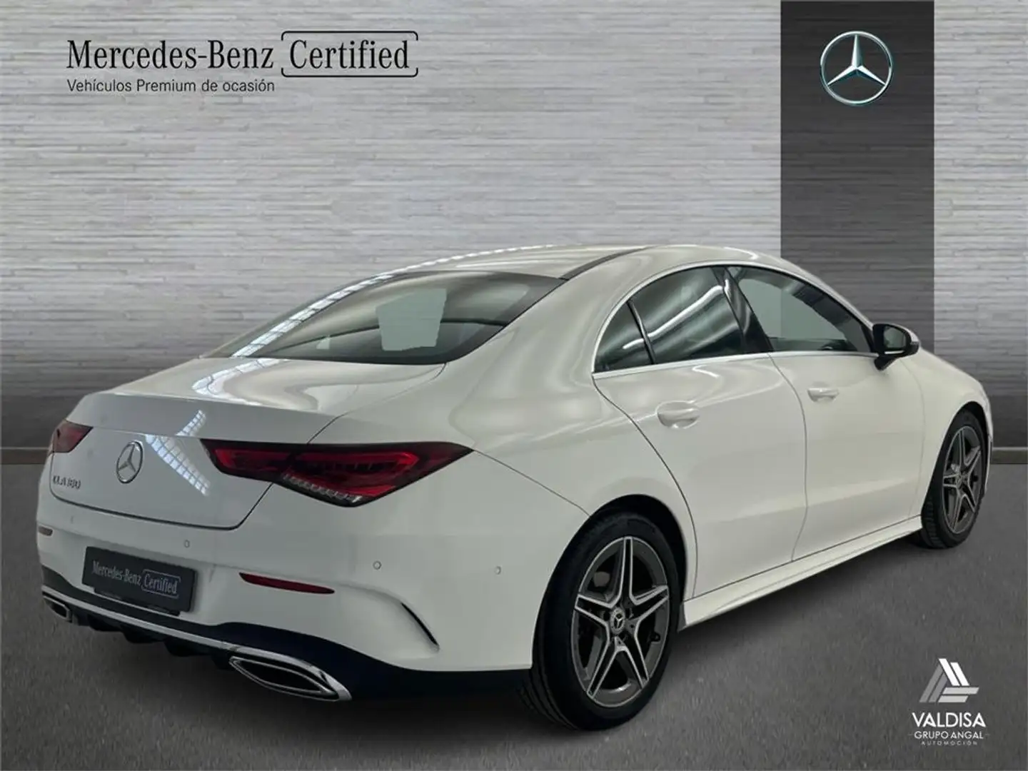 Mercedes-Benz CLA 180 - 1