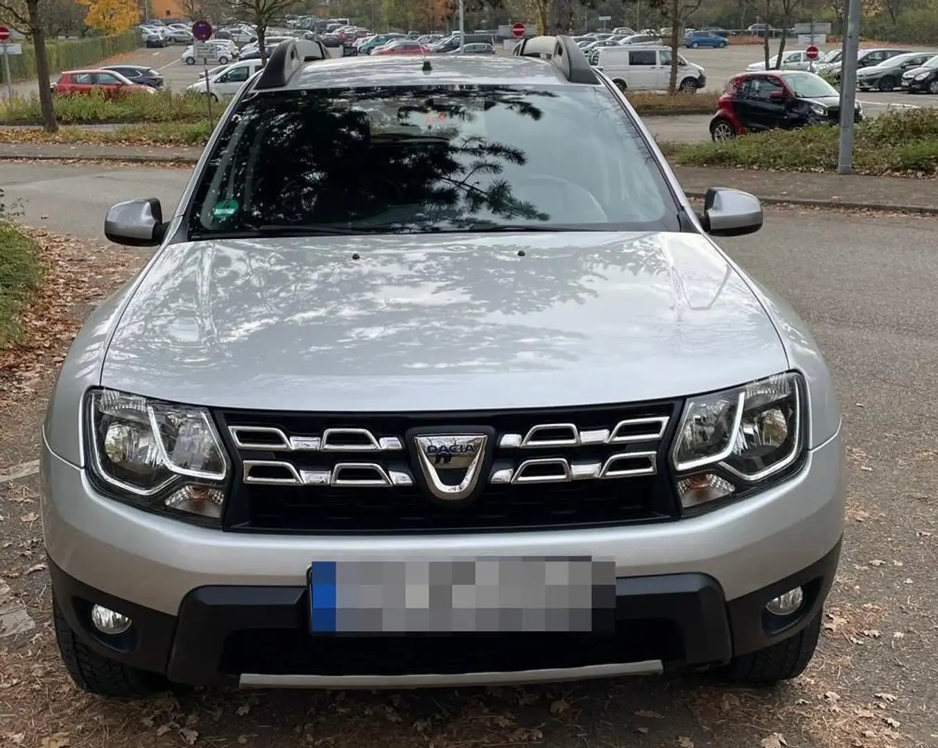Dacia Duster Prestige 4x2 mit AHK - 1