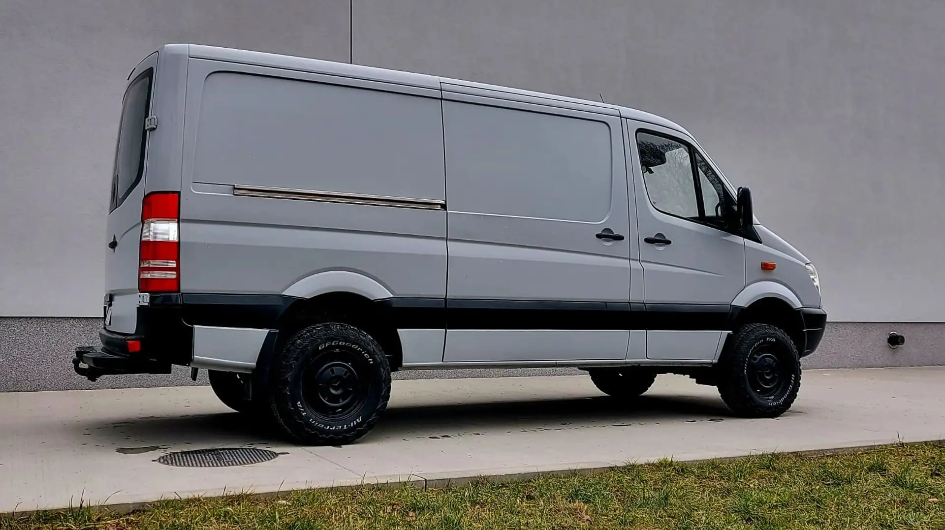 Mercedes-Benz Sprinter 313 CDI Sprinter 906.635 Grau - 2