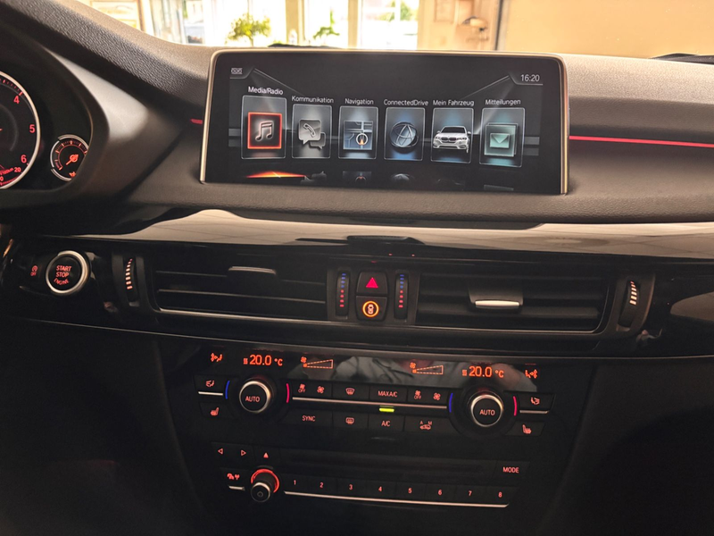 BMW X5 xDrive 30 d M-Paket — photo 18