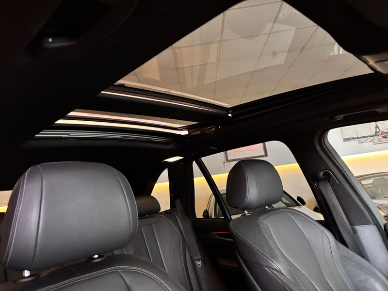 BMW X5 xDrive 30 d M-Paket — photo 23