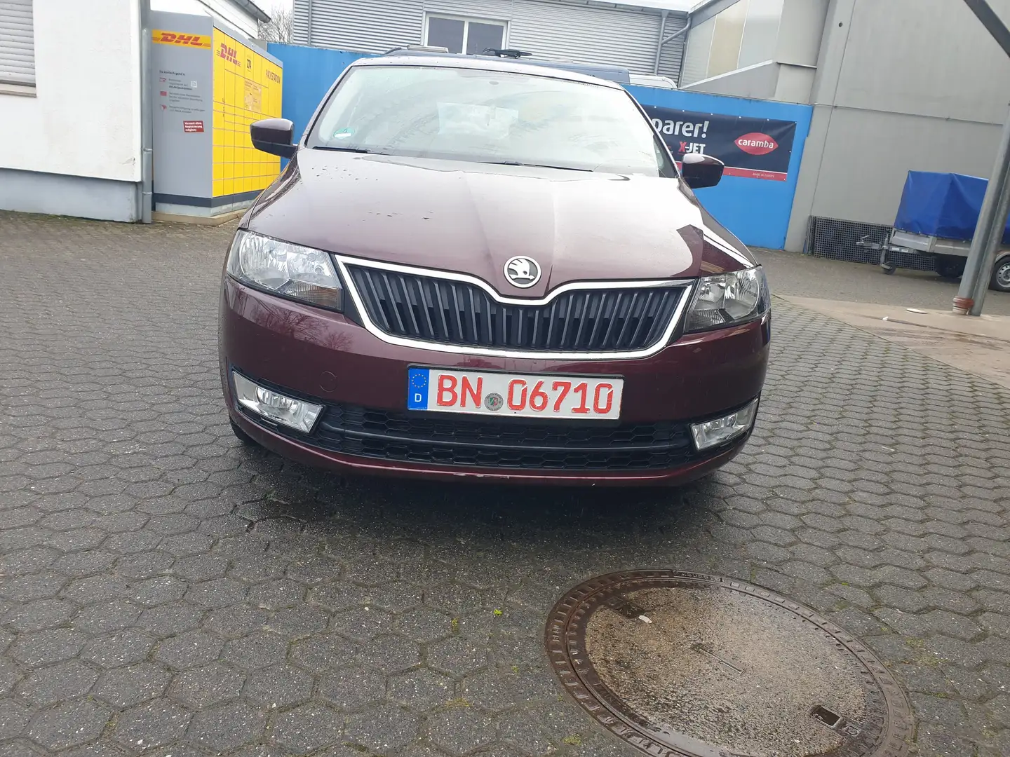 Skoda Rapid/Spaceback Ambition /Tempomat/Alufelgen/ 1 Halter/Scheckheft Rot - 2