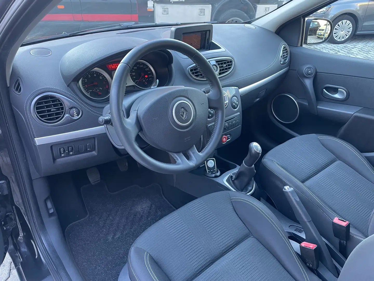 Renault Clio Clio 5p 1.2 16v 20th Anniversario NEOPATENTATI Nero - 2