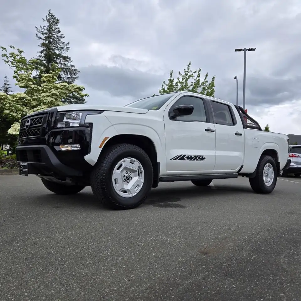 Nissan Frontier снимка Nissan Frontier