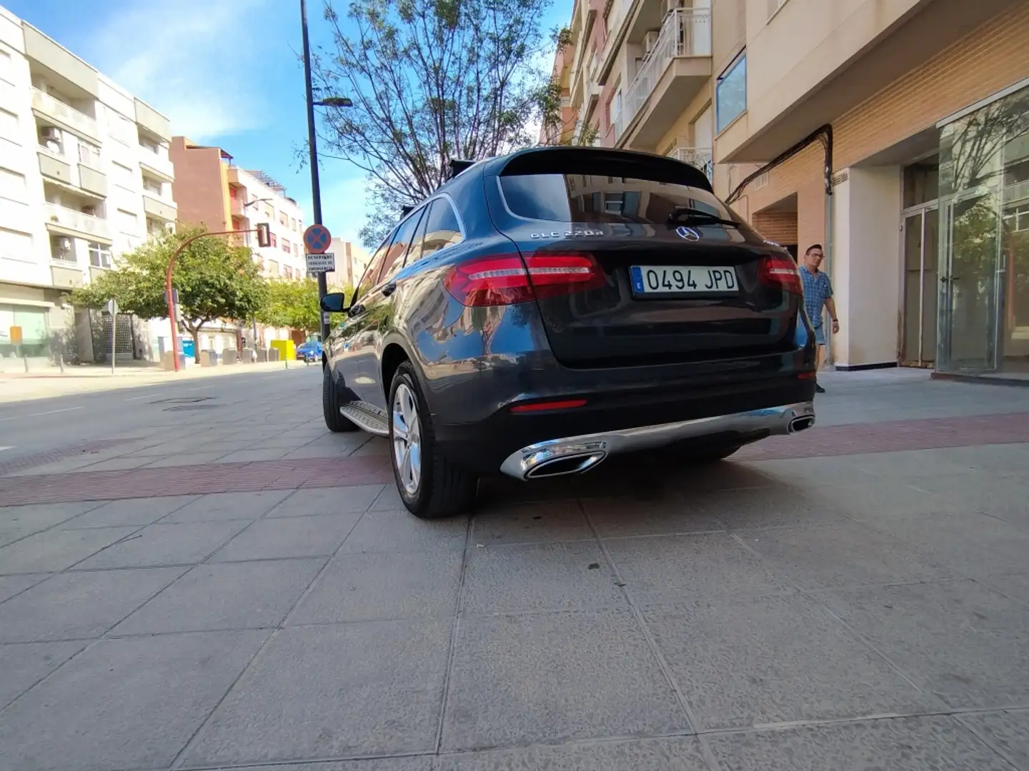 Mercedes-Benz GLC 220 220d 4Matic Aut. Gris - 2