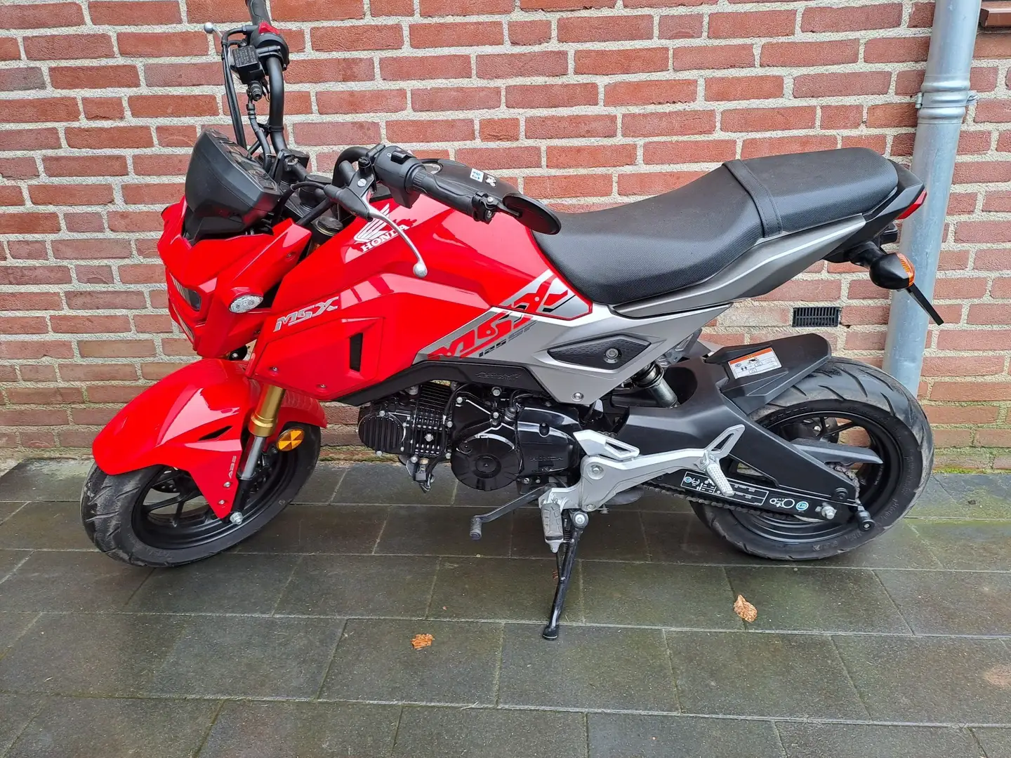 Honda MSX 125 Grom 125 ABS Rouge - 1