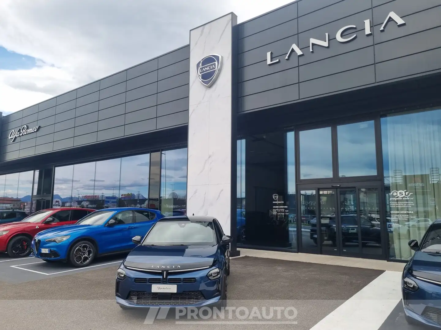 Lancia Ypsilon 1.2 mhev lx 110cv e-dct - 2